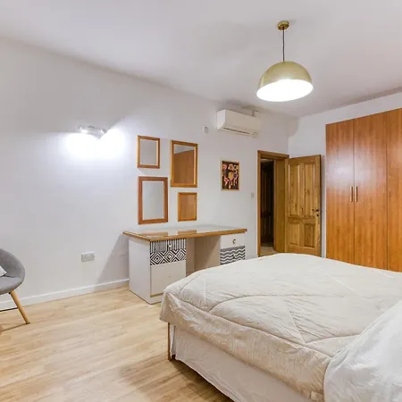 Spacious & Modern 3br In The Heart Of By 360 Estates Apartment *