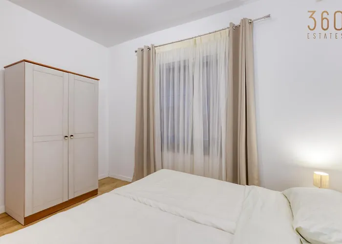 Spacious & Modern 3br In The Heart Of By 360 Estates Daire