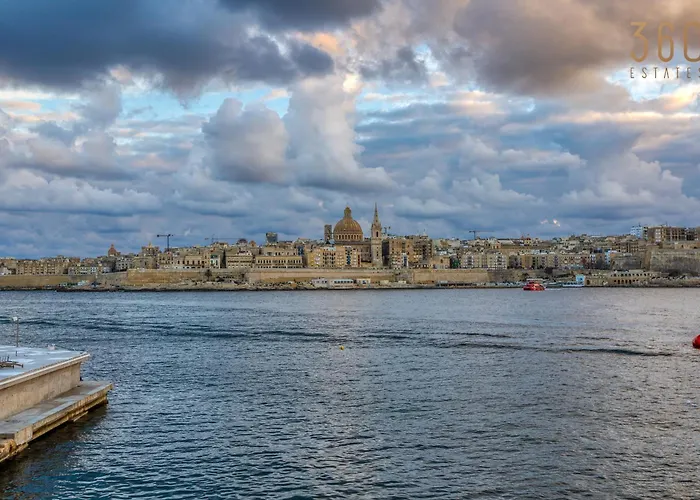 Spacious & Modern 3br In The Heart Of By 360 Estates Daire Sliema