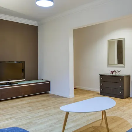 Spacious & Modern 3br In The Heart Of By 360 Estates
