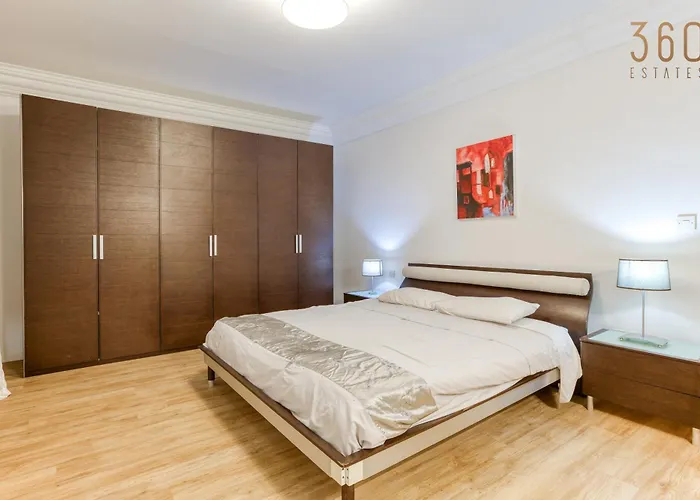 Spacious & Modern 3br In The Heart Of By 360 Estates Appartamento *