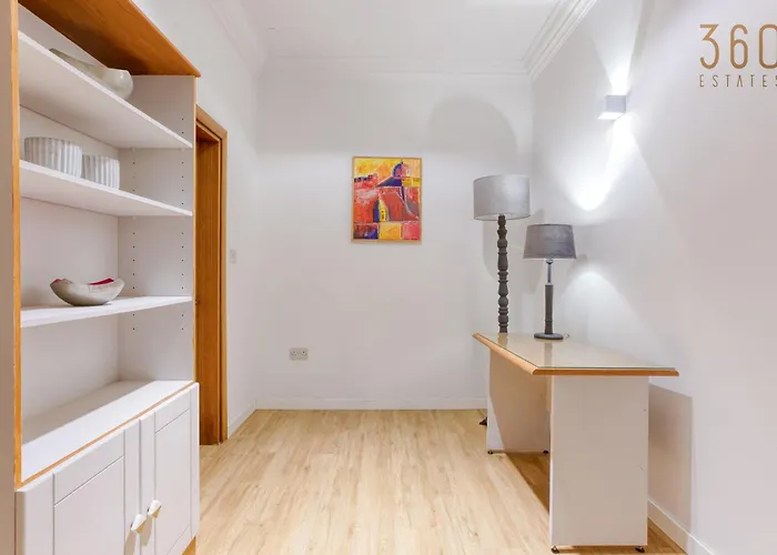 Spacious & Modern 3br In The Heart Of By 360 Estates *