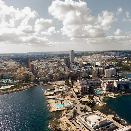 Apartament Spacious & Modern 3br In The Heart Of By 360 Estates Sliema