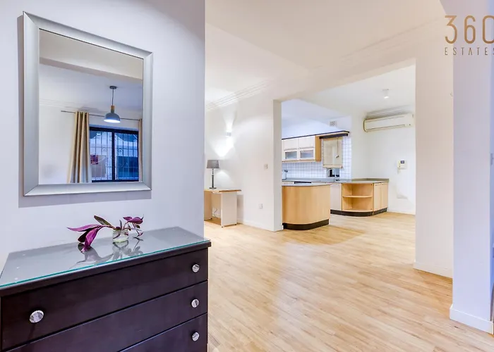 Spacious & Modern 3br In The Heart Of By 360 Estates * Sliema